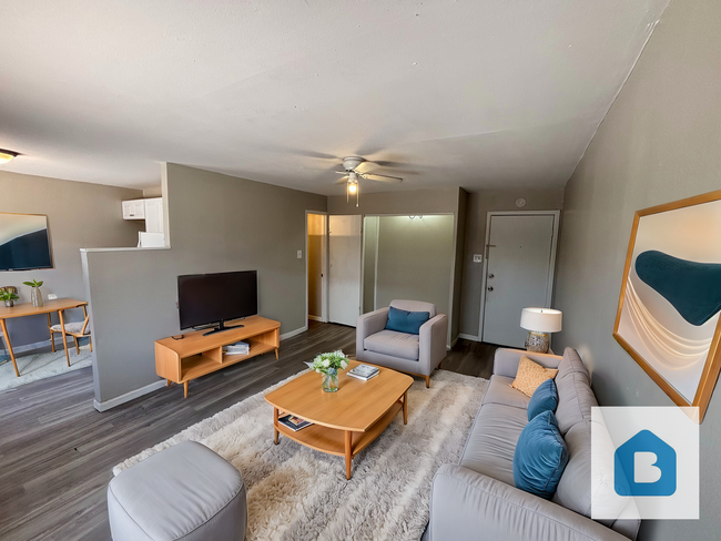 Building Photo - 420 Brookside St Unit 3 Rental