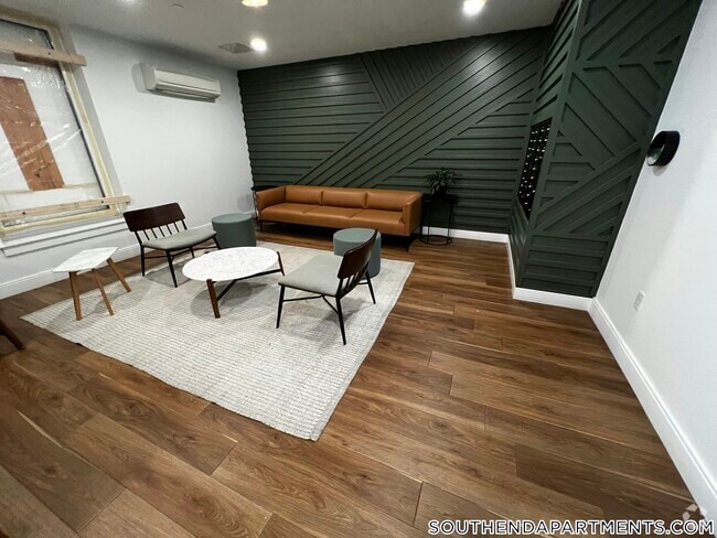 Building Photo - 1 Newcomb St Unit 302 Rental