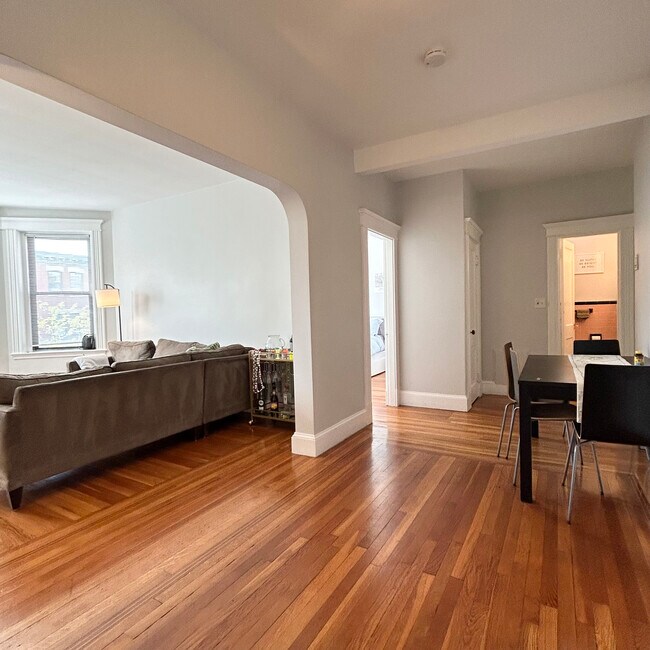 158 Harvard St Unidad 2