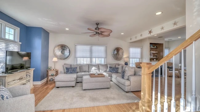 Photo - 119 N Belmont Ave