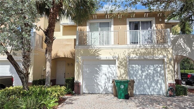 Building Photo - 4605 SW 75th Way Rental