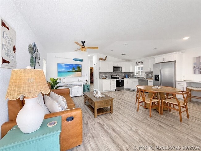 10851 S Ocean Dr