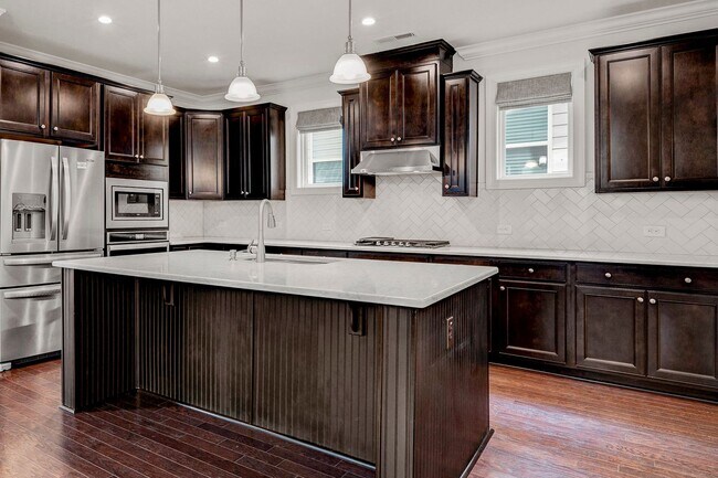 Photo - 2127 Gregor Overlook Ln