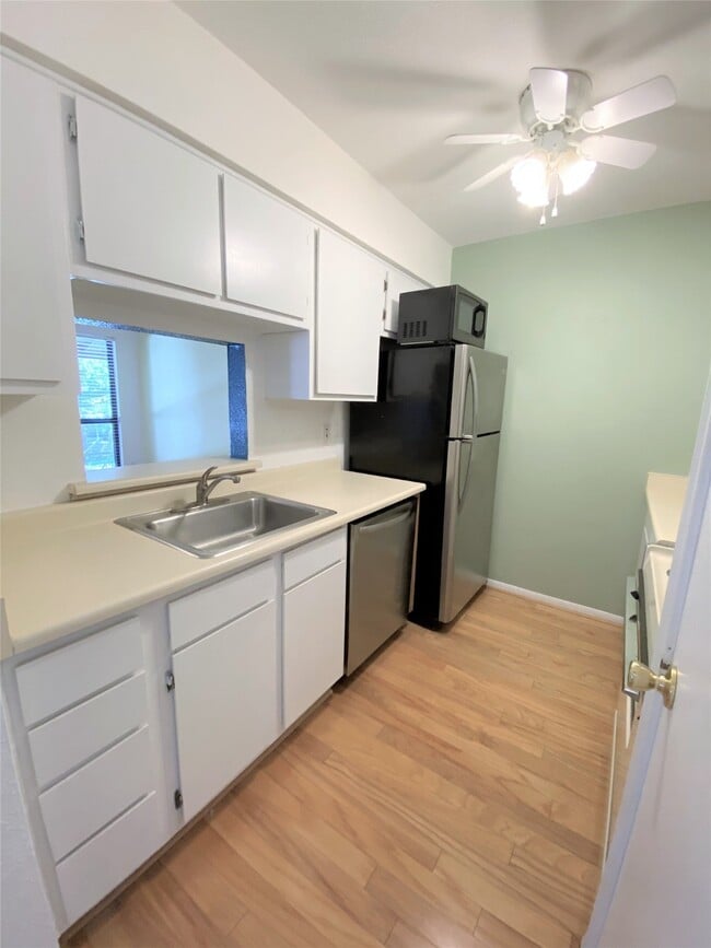 Photo - 5711 Sugar Hill Dr