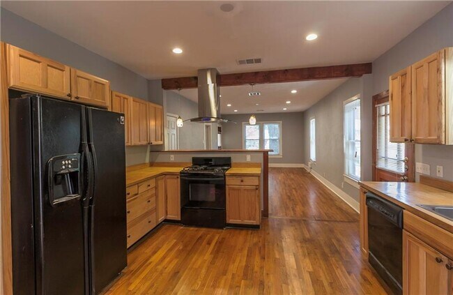 Photo - 4517 Avenue F