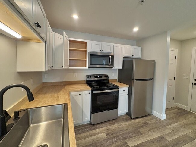 Photo - 37 Cottage St