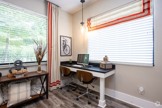 Leasing Office