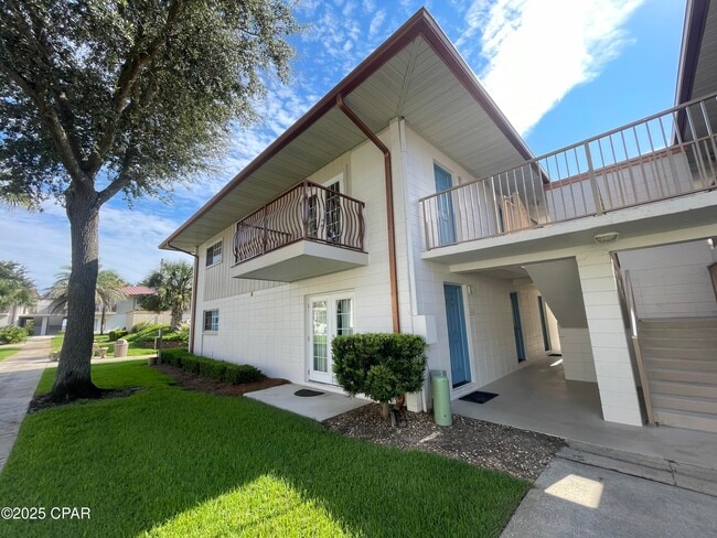 Building Photo - 2100 W Beach Dr Unit M102 Rental