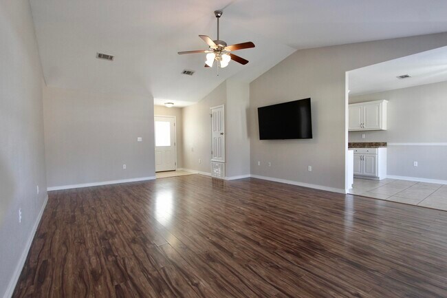 Photo - 3151 Forrest Ave