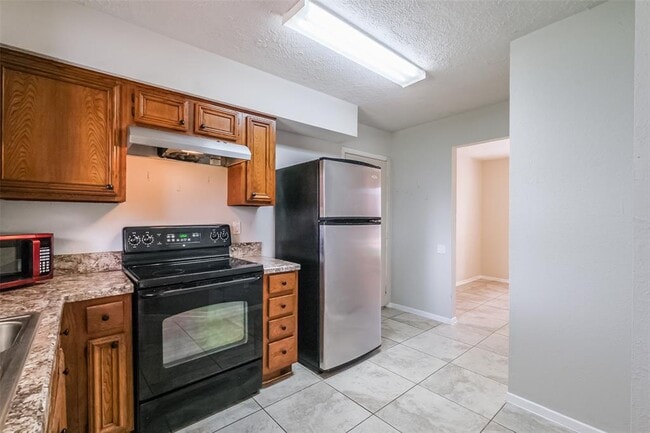 Photo - 20223 Regents Corner Ln