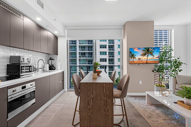 Photo - 227 NE 2nd St Unidad ID1227454P