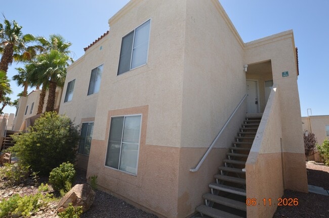 Photo - 5000 Red Rock St