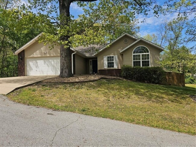 Photo - 2 Sidebottom Cir