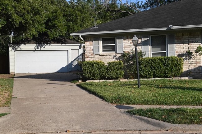 Photo - 803 Red Rock Canyon Dr