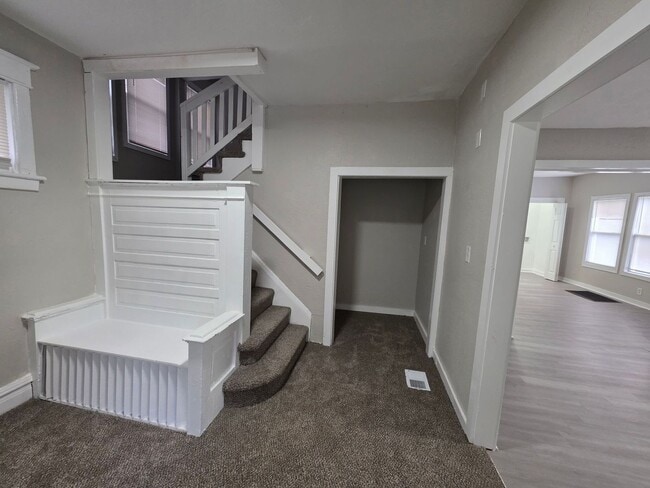 Photo - 3417 Wabash Ave