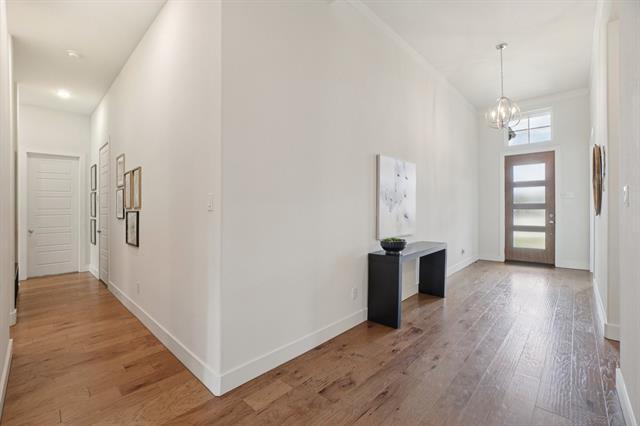 Photo - 261 Carrington Dr