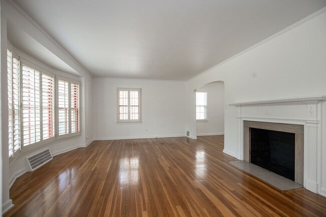 Photo - Charming 3 bedroom house Shaker Heights!!
