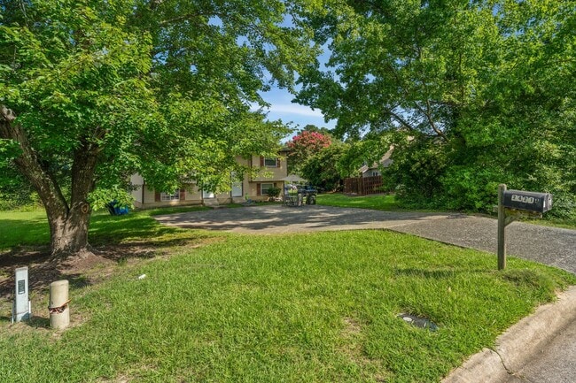 Photo - 2421 Camellia Dr Unit 2421 Camellia Drive A