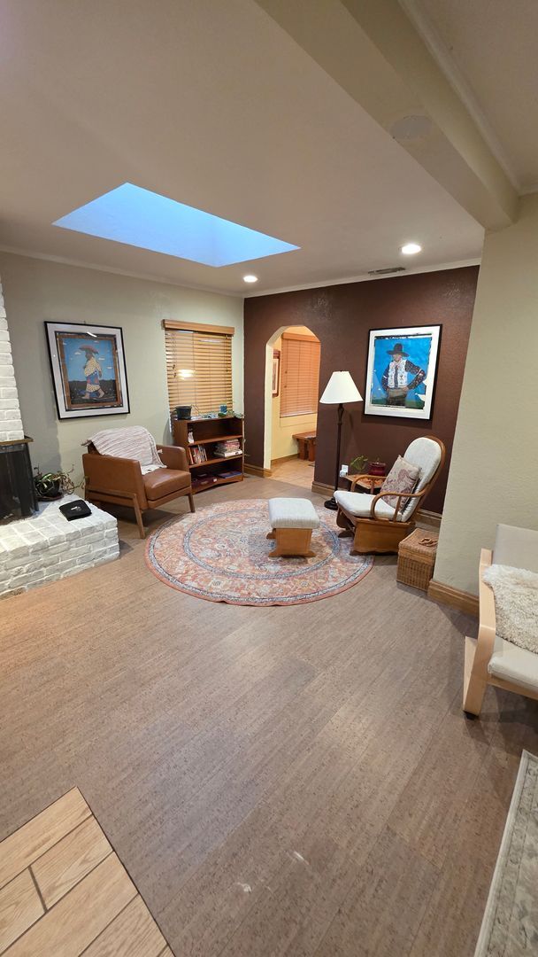 Photo - EAST SAC - FURNISHED