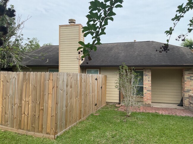 Photo - 15642 Scenic Haven Dr