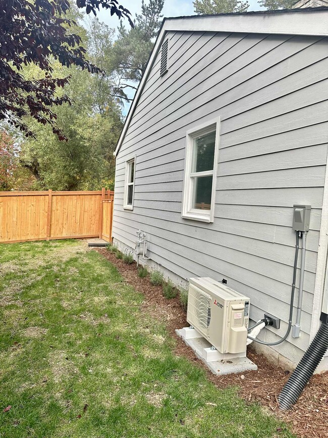 Photo - 12404 NE 95th St