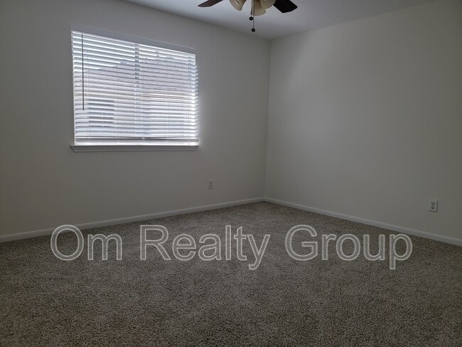 Photo - 6655 Stonefort Ct