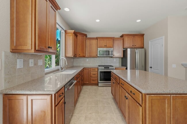 1589 Turquoise Dr