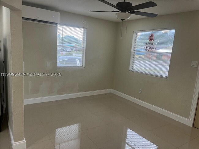 2306 NW 13th St