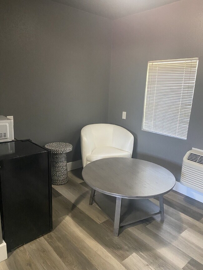 Photo - "Charming Studio Retreat in Stanley: Cozy 500 Sq Ft Haven with Full Bath!"