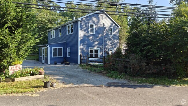 Building Photo - 590 Township Line Rd Unit 1 Rental