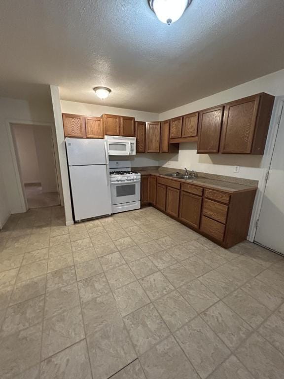 Photo - 129 W 2nd St