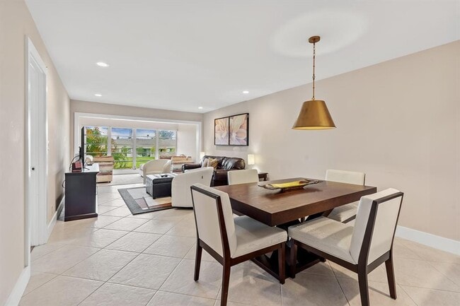 Building Photo - 5656 Via Delray Blvd Unit B