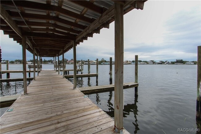 Photo - 364 NW 14th Pl