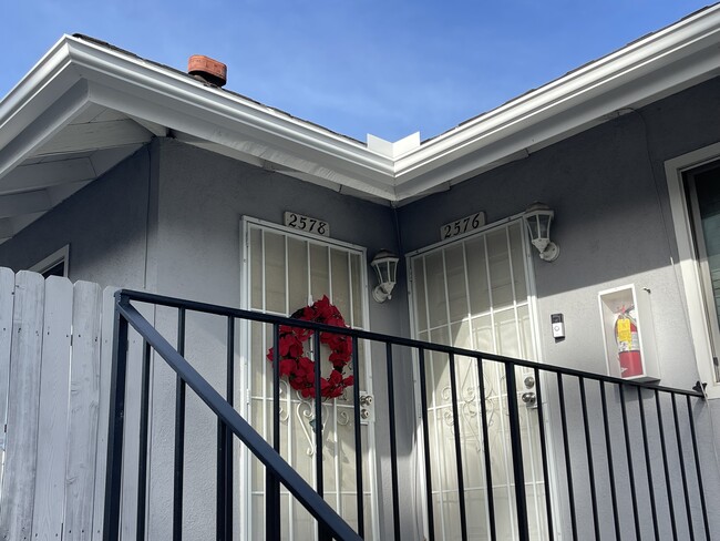 2578 N Bourbon St Unit 2 Bed, 1 Ba