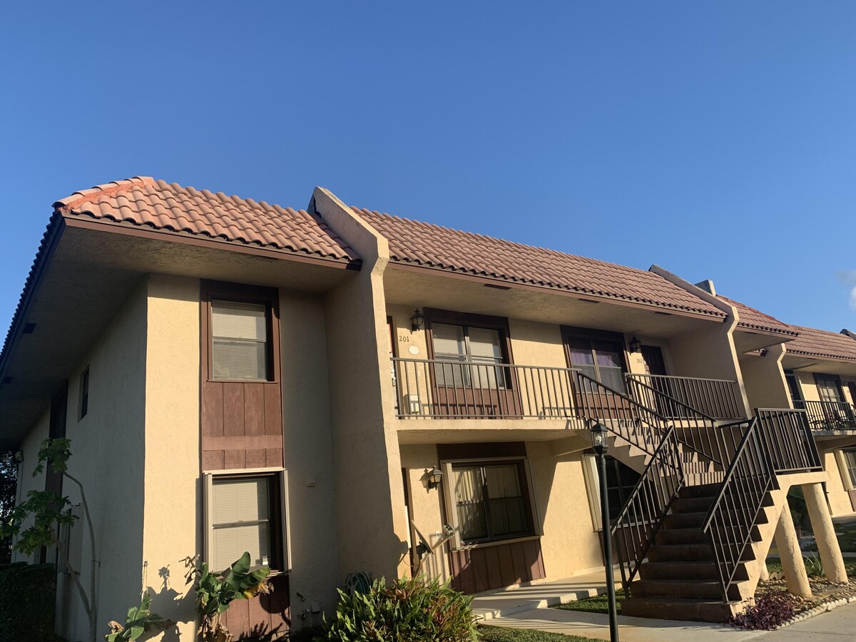 Photo - 5975 Forest Hill Blvd Condo Unit 201