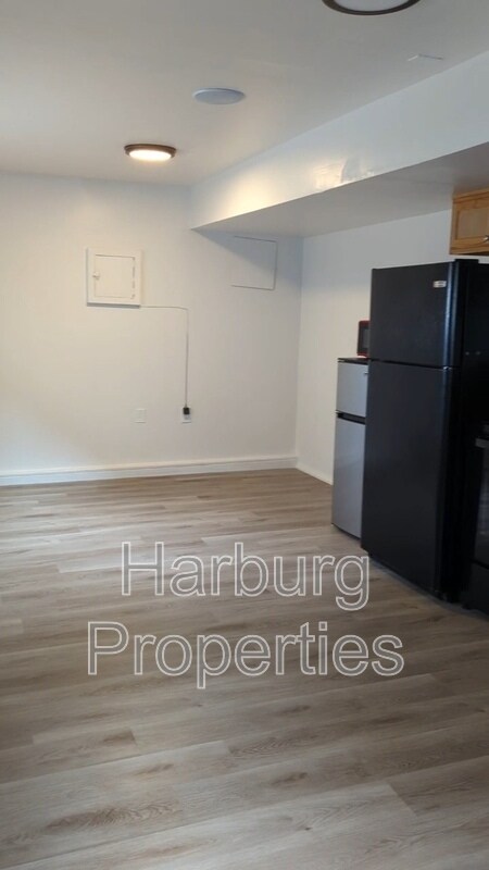 Photo - 2515 Broadway