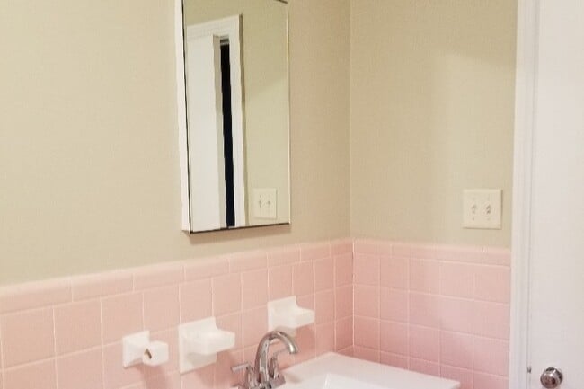 Photo - 111 Canyon Dr