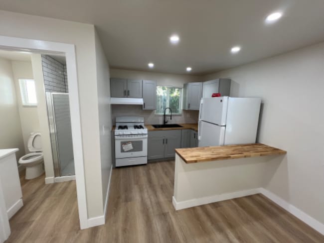 Photo - 622 Olive St