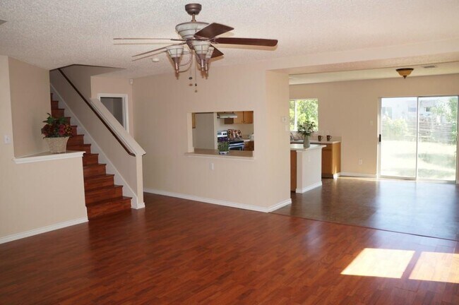 Photo - 2704 Vinson Ct