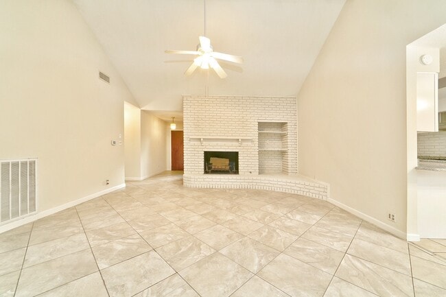 Photo - 5822 W Bellfort Ave