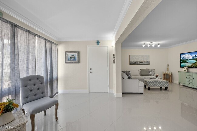 Photo - 2100 Gulf Shore Blvd N Unidad 212