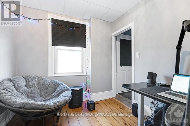Photo - 139 Reserve St Unit B