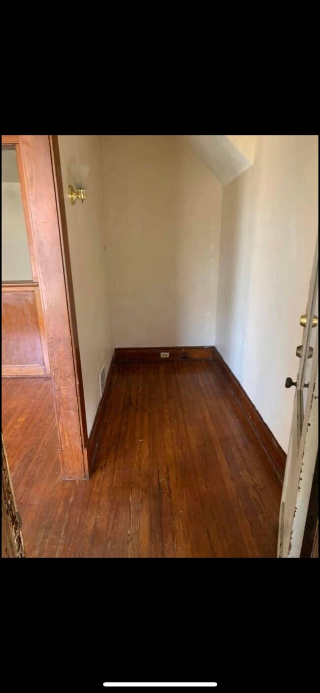 Photo - 115 Ledger St Unidad Ledger 1