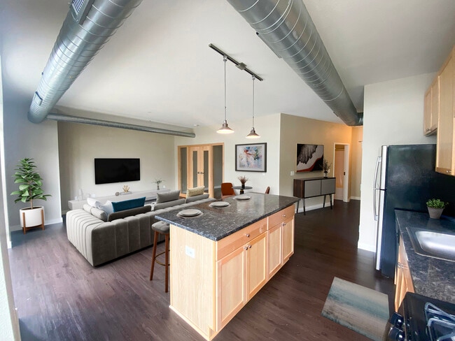 Urban living :) - Minneapolis Grand Apartments