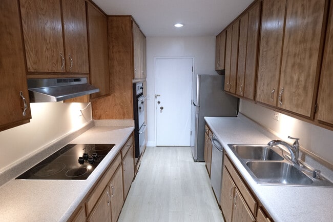 Cocina - 5625 Windsor Way Unidad 101