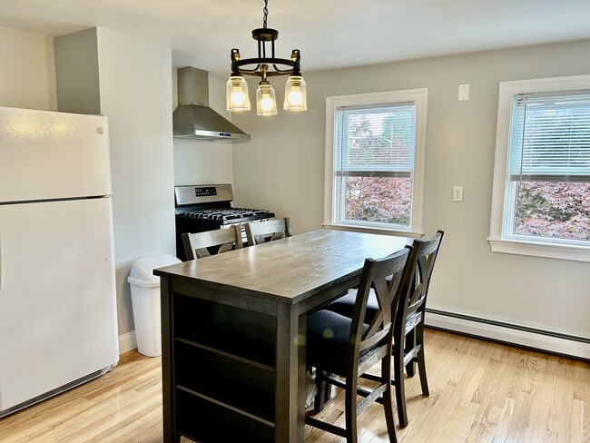 Photo - 71 Yeoman Ave Unit 1 Bed 1 Bath w Utilities