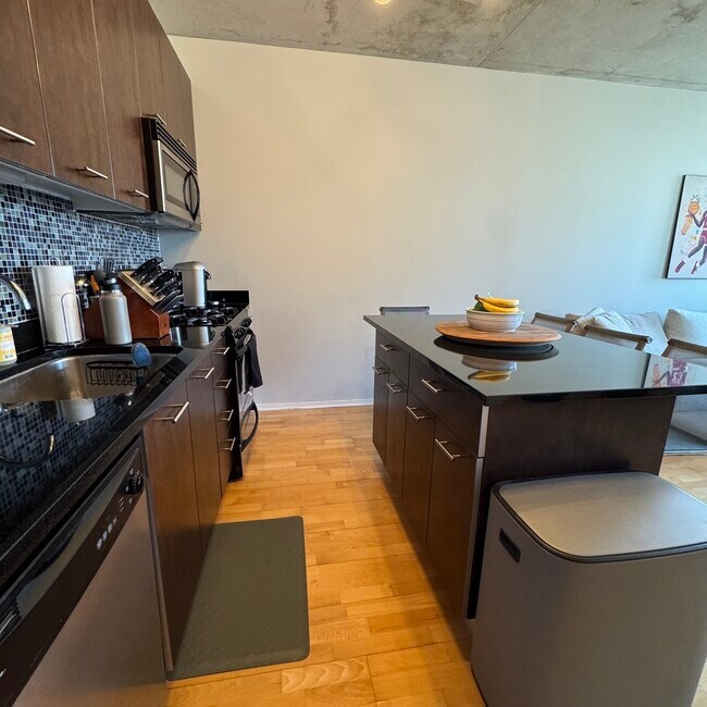 Photo - 659 W Randolph St Unit 612