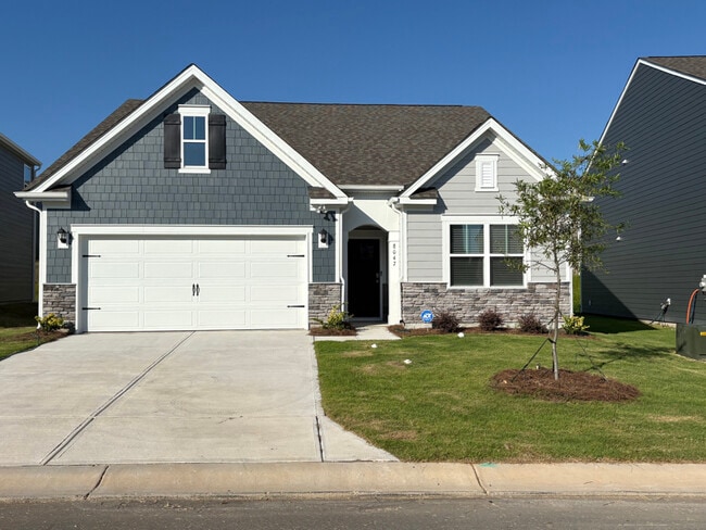 Building Photo - 8047 Plymouth Dr Rental