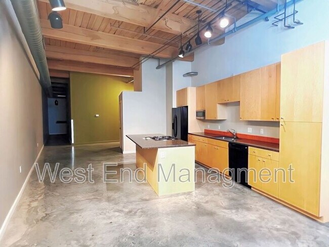 901 Washington Ave Unit 301