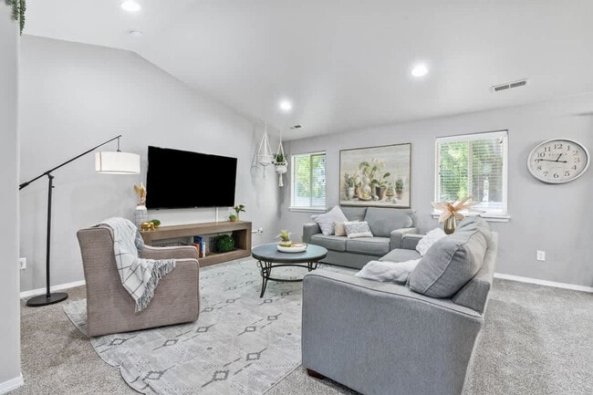 Photo - 2023 E Elm Grove Dr Unidad ID1460911P